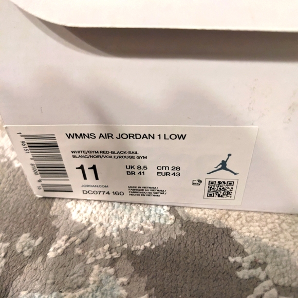 Women's/ Men's Air Jordan 1 Low Reverse Black toe - Picture 6 of 7